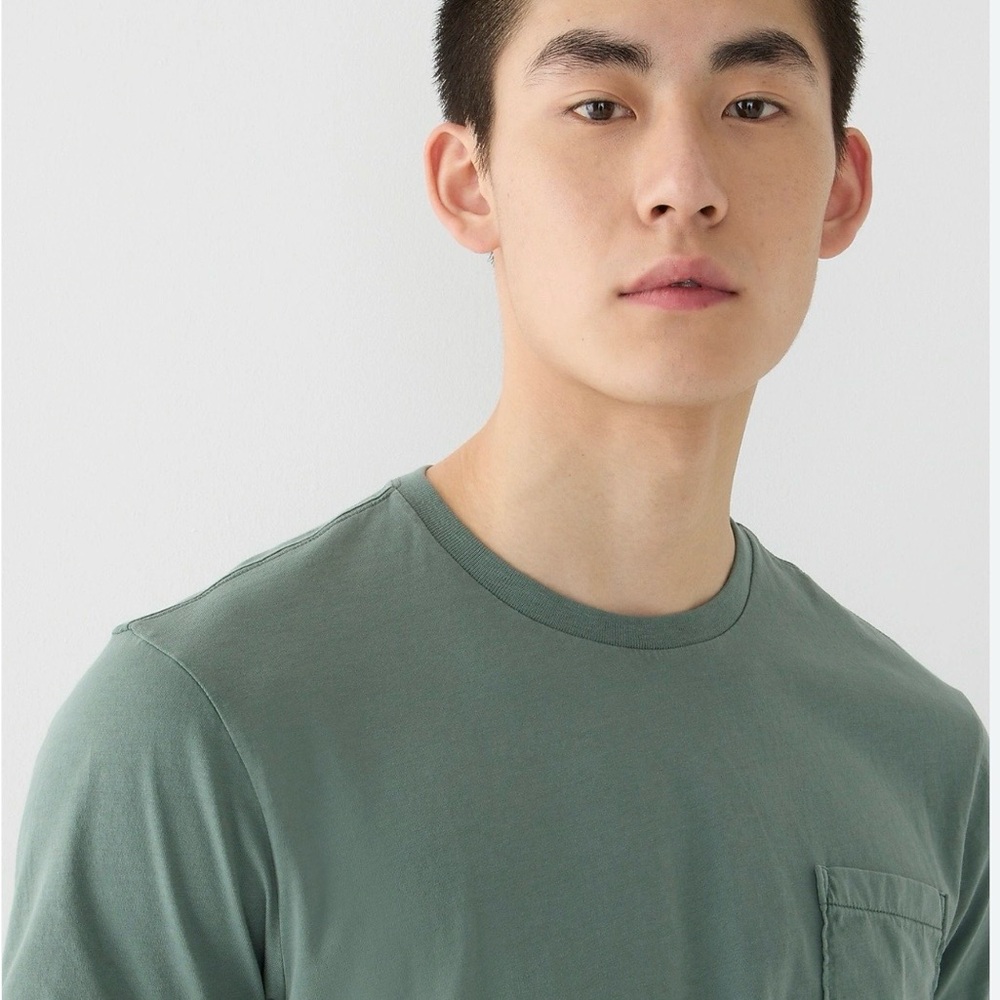 J. Crew Men's Crewneck Pocket T-Shirt - sage Green